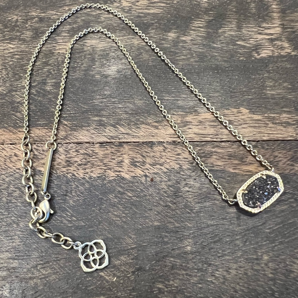 π HP π Kendra Scott Silver Pendant Drusy Necklace - Picture 4 of 9